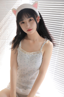 夜间正能量打扑克视频