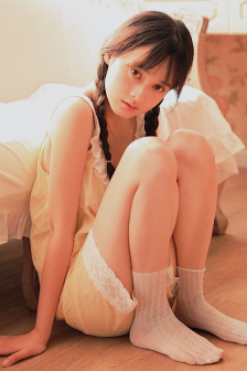 林雅诗三级